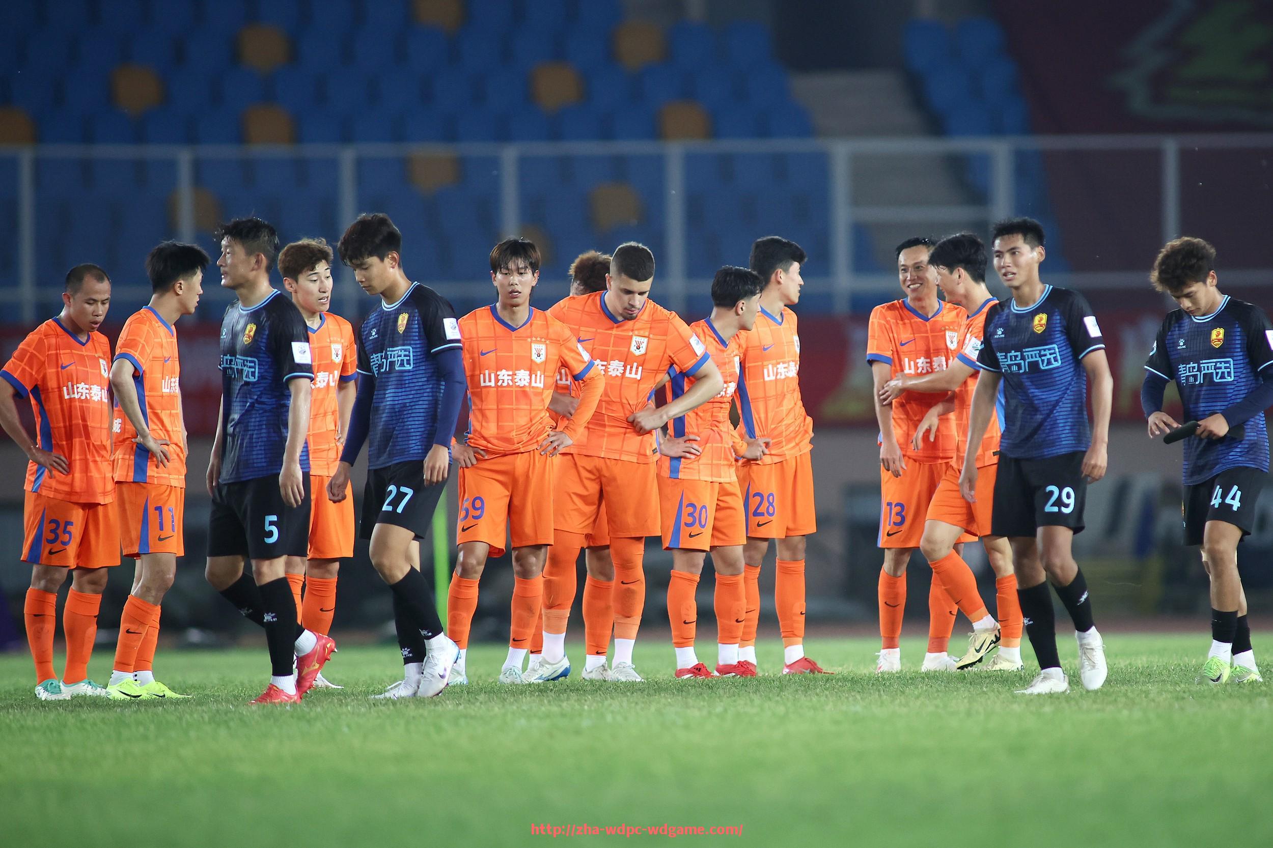 问鼎娱乐官方网站-意甲都有哪些“假球队”?足球市场乱象解析