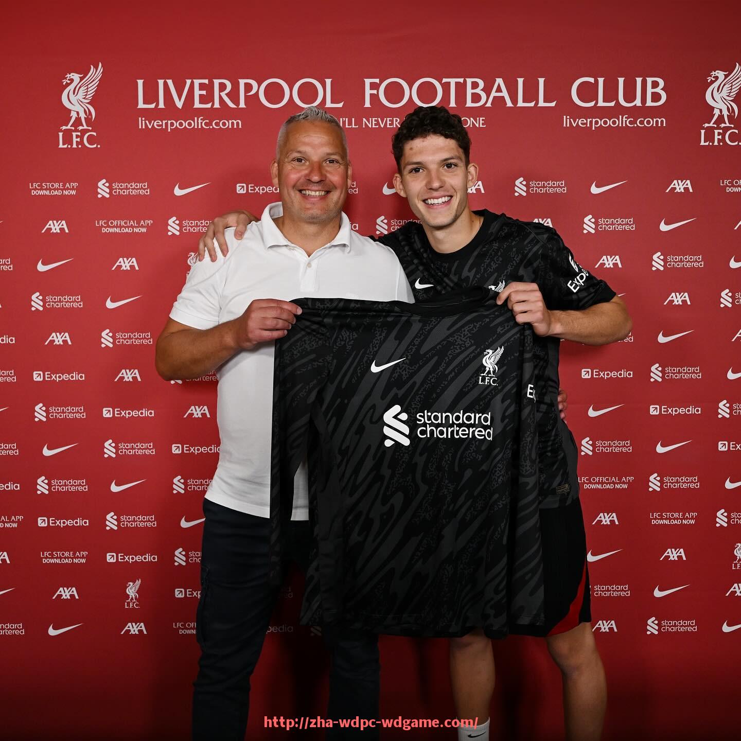 问鼎娱乐官方网站-世俱杯官方发布渠道对比及内容传播路径优化